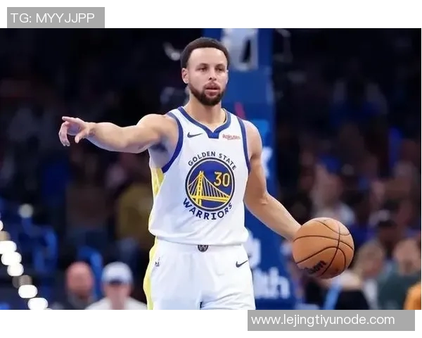 库里揭幕战表现出色16投7中贡献20分4板5助1帽三分球命中率高达50 库里揭幕战表现出色16投7中贡献20分4板5助1帽三分球命中率高达50