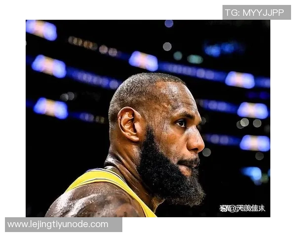 詹姆斯谈比赛僵局时持球策略称之前打法依然有效