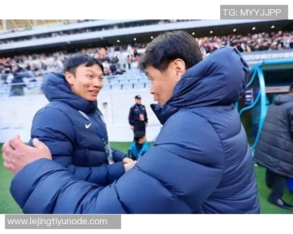 贺惯错失绝佳机会海牛逃过一劫邓卓翔表情包引发热议 贺惯错失绝佳机会海牛逃过一劫邓卓翔表情包引发热议